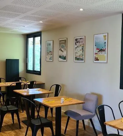 Logis - Le Bellaroc - 2 Etoiles Et Restaurant 호텔 로카마두르