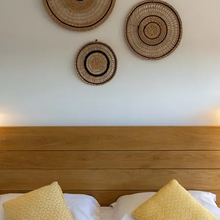 Logis - Le Bellaroc - 2 Etoiles Et Restaurant