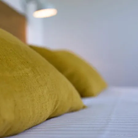 Logis - Le Bellaroc - 2 Etoiles Et Restaurant