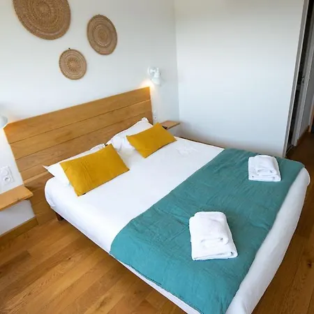 Logis - Le Bellaroc - 2 Etoiles Et Restaurant