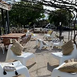 호텔 Logis - Le Bellaroc - 2 Etoiles Et Restaurant 로카마두르