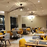 호텔 Logis - Le Bellaroc - 2 Etoiles Et Restaurant