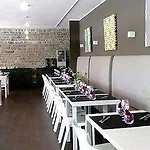 호텔 Logis - Le Bellaroc - 2 Etoiles Et Restaurant 로카마두르