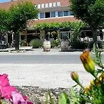 Logis - Le Bellaroc - 2 Etoiles Et Restaurant 호텔 로카마두르
