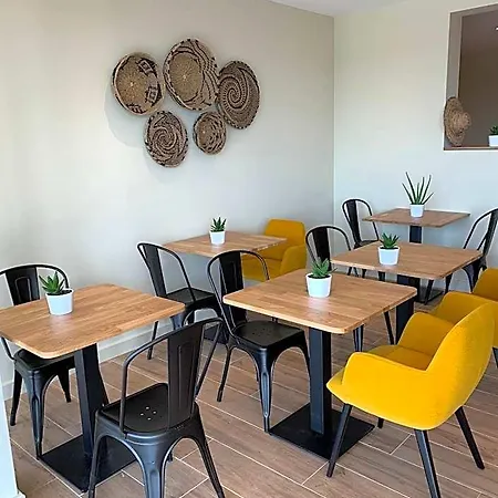Ξενοδοχείο Logis - Le Bellaroc - 2 Etoiles Et Restaurant Rocamadour