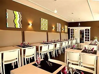 Logis - Le Bellaroc - 2 Etoiles Et Restaurant 2* 罗卡马杜尔