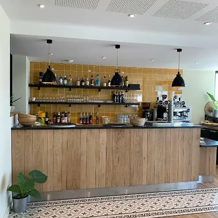 Logis - Le Bellaroc - 2 Etoiles Et Restaurant فندق 2*
