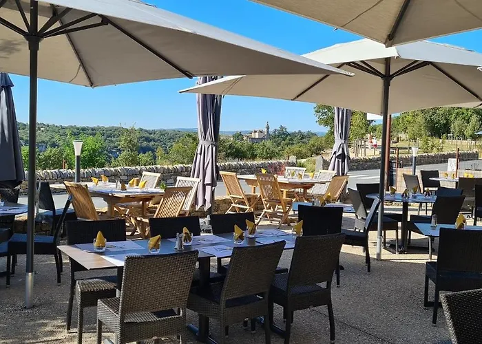 Logis - Le Bellaroc - 2 étoiles Et Restaurant 2*