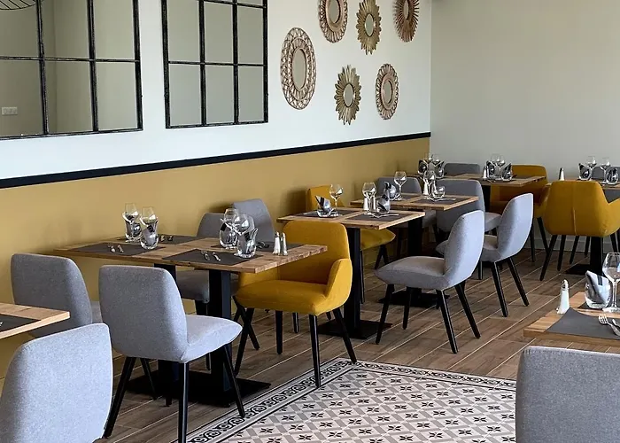 Logis - Le Bellaroc - 2 étoiles Et Restaurant 2*