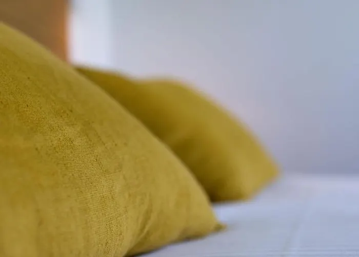 Logis - Le Bellaroc - 2 étoiles Et Restaurant